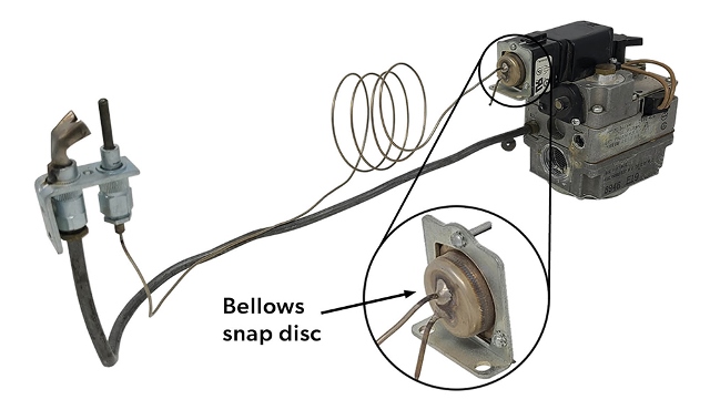 A capillary temperature sensor that highlights the bellows snap disc.